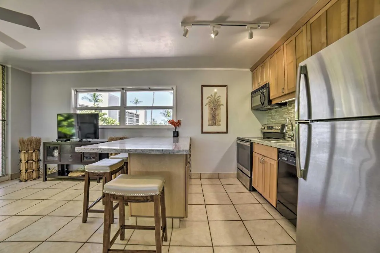 Beautiful Kihei Condo - Walk To The Beach!